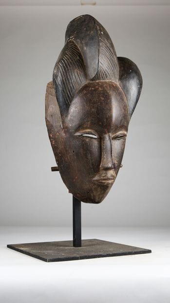 Masque, Guro, Côte d'Ivoire
Bois dur, patine...