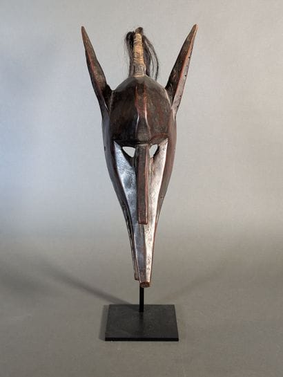Masque Bambara, Mali 
Visage longiligne surmonté...