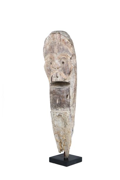 Piquet « porte-obaka », Massango, Gabon 
Instrument...