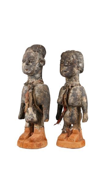 Couple de statuettes « Venavi », Ewe, Togo
Orné...
