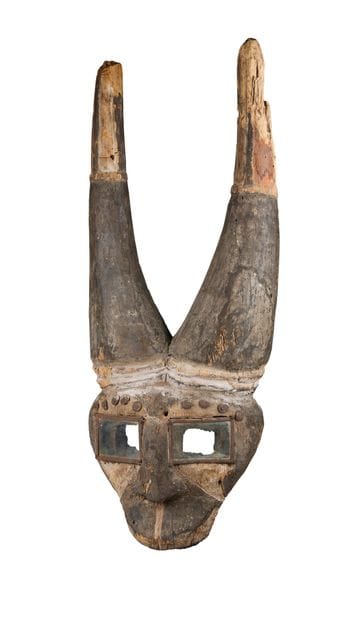 Masque Ibo, Nigeria 
Ancien masque aux grandes...