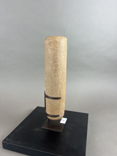 °°Pilon néolithique saharien, circa - 6000...
