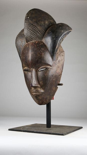 Masque, Guro, Côte d'Ivoire
Bois dur, patine...