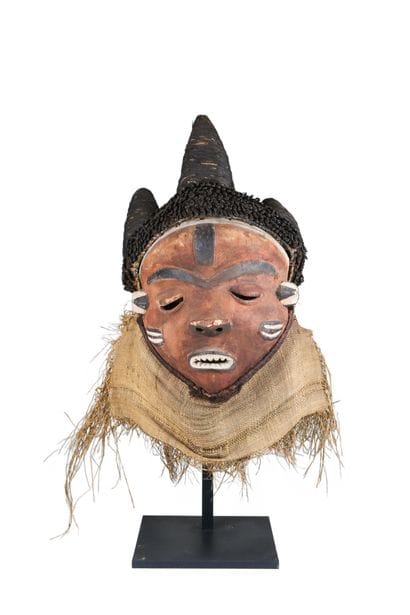 Masque Pende, RDC
Visage, le nez en trompette,...