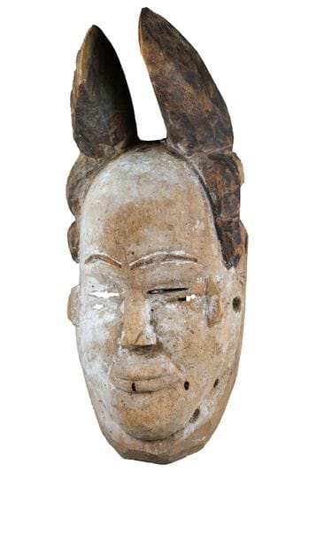Deux masques, Gabon

-1. Masque Massango
À...