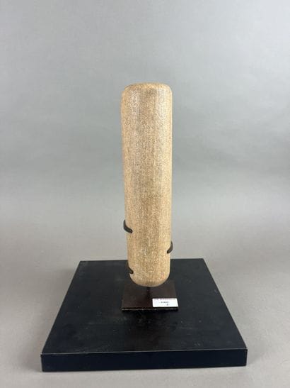 °°Pilon néolithique saharien, circa - 6000...