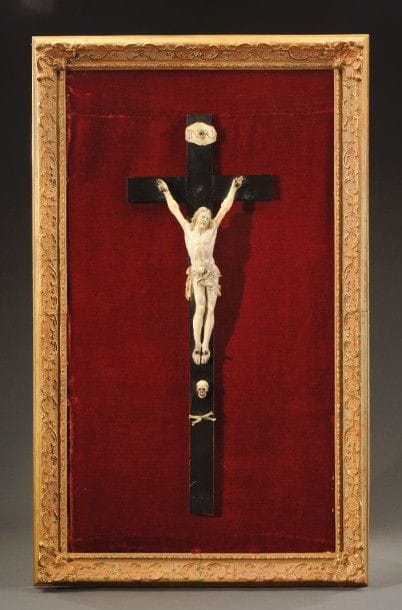 Beau Christ vivant en ivoire XVII e siècle...