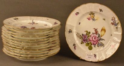 SAMSON
Ensemble de treize assiettes en porcelaine...