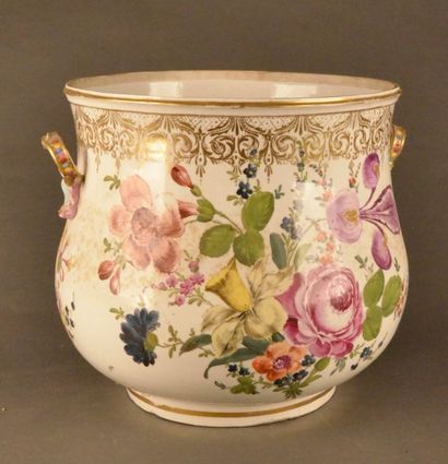 Allemagne
Vasque balustre en porcelaine émaillée...