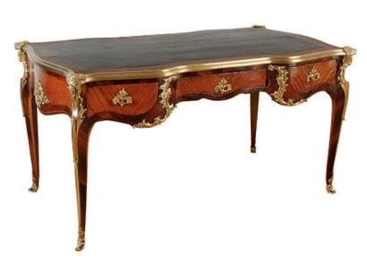 Bureau plat de milieu à ceinture et plateau...