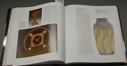 DOCUMENTATION
1 volume en langue allemande
-...
