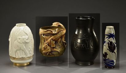 BOCH Frères La Louvière
Frise d'éléphants
Vase...