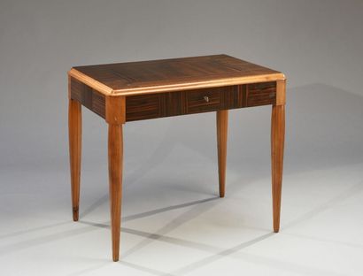 TRAVAIL ART DECO
Table bureau, ouvrant par...