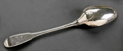 Cuillère à ragoût en argent modèle à filets,...