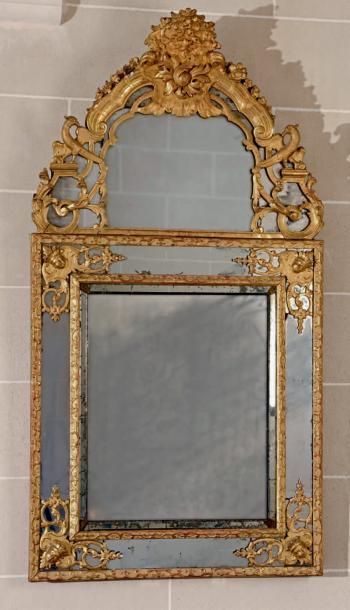 Miroir rectangulaire à parecloses en bois...