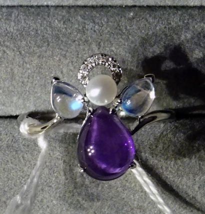 Bague asymétrique en or gris 18K (750/°°)...