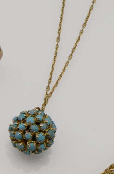 Collier en or jaune 18K (750/°°) maille chaîne...