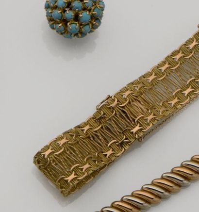 Bracelet ruban à fils d'or jaune 18K (750/°°)...