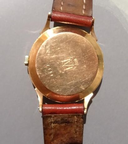 LIP
Montre d'homme en or jaune 18K (750/°°),...