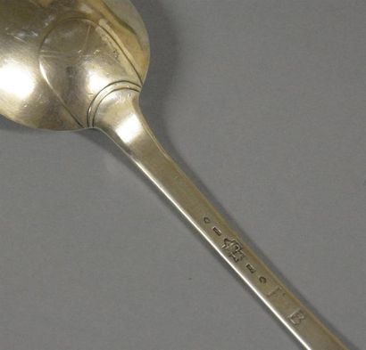 Cuillère à ragoût en argent modèle uniplat,...