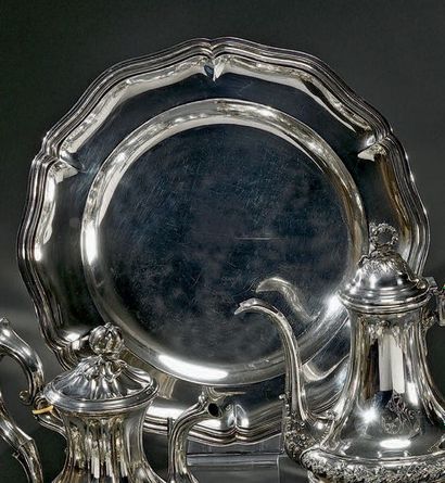 CHRISTOFLE
Grand plat rond en argent modèle...