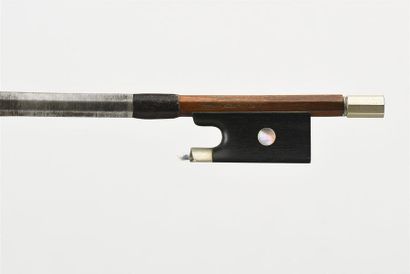 Archet de violon de l'atelier de Claude Thomassin,...