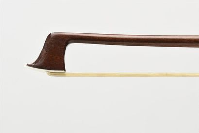 Archet de violon allemand monté maillechort....