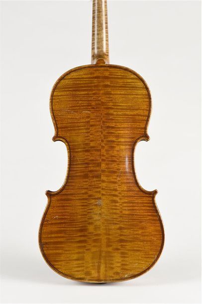 Violon 3/4 fait à Mirecourt vers 1900, portant...