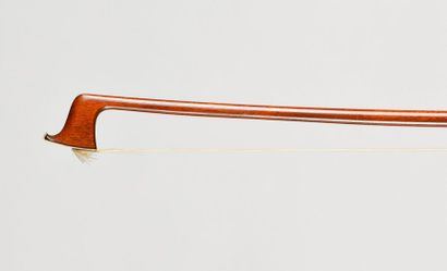 Archet de violon en pernambouc et ébène,...