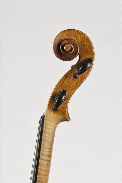 Violon de l'école de Caussin fait vers 1880,...