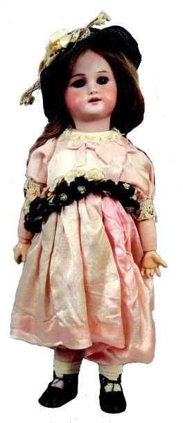 Bébé de fabrication française avec tête en...