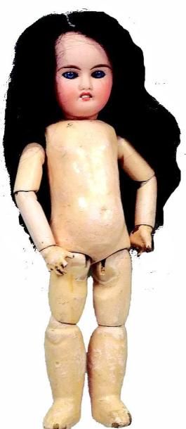 Petit bébé articulé de fabrication française...