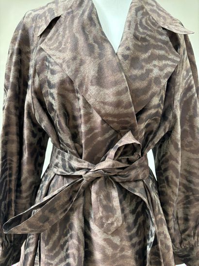 Florence Paris 
Grey, brown panther print...