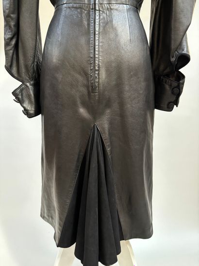Hubert Aimetti
Mid-length dress in black...