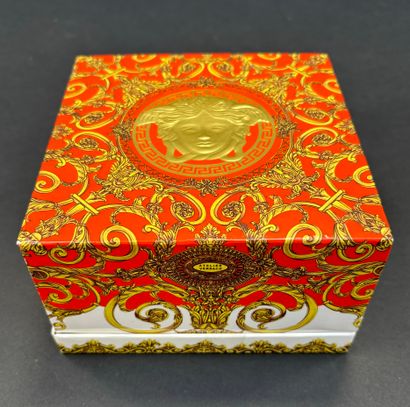 Gianni Versace - 