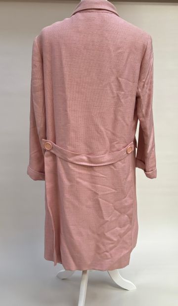 Nina RICCI 
Manteau rose 
En bourette de...