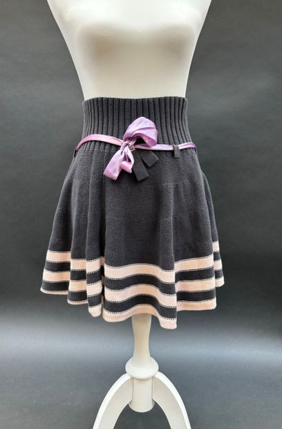 Sonia RYKIEL
Joli lot de 4 bas comprenant...