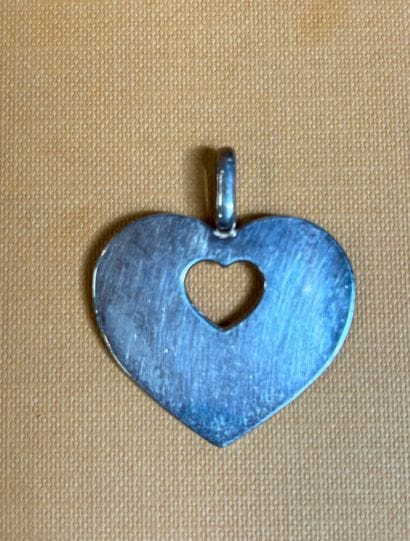 Poiray
Secret heart pendant 
Silver 925 °/°°°
4...
