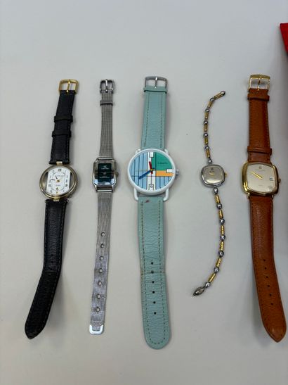 Lot of wristwatches 
Including Calvin KLEIN,...
