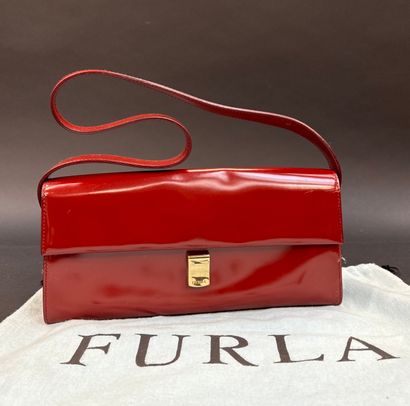 FURLA Made in Italy
Evening bag 
In vermilion...