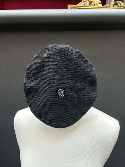 SONIA RYKIEL
Black knitted beret with rhinestone...