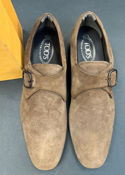 Tod's
Paire de mocassins homme à boucle,...