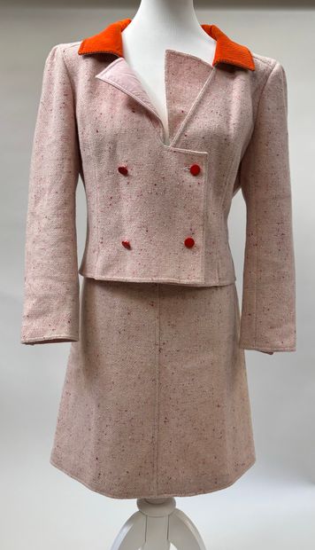 Courrèges
Pink speckled tweed suit featuring...