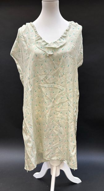 SESSUN
Coral vicose cocktail dress size 38
Back...