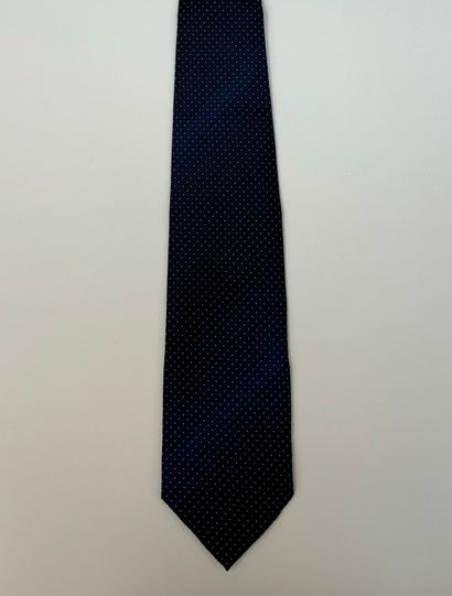 Louis Vuitton
Tie in blue silk with small...