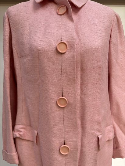 Nina RICCI 
Manteau rose 
En bourette de...