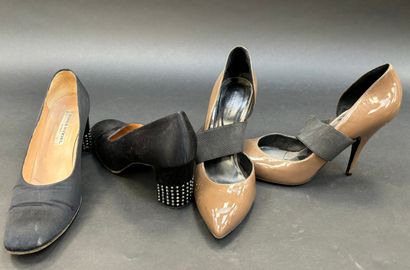 PRADA
Paire d'escarpins compensés à bouts...