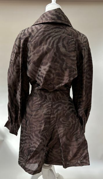 Florence Paris 
Grey, brown panther print...