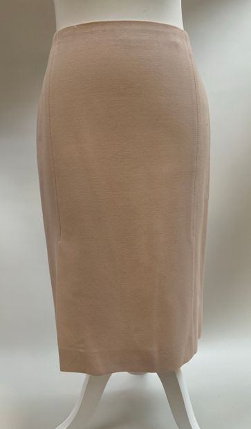 Caverne 
Jupe courte en twill de coton beige...