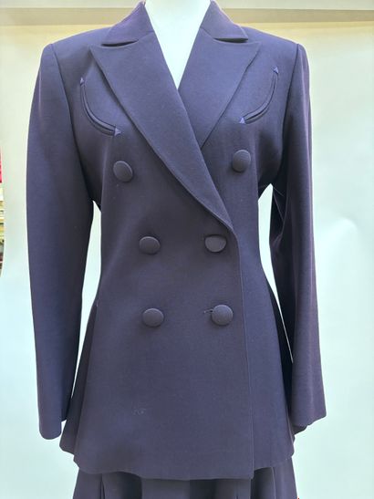 Karl Lagerfeld
Purple wool suit featuring...
